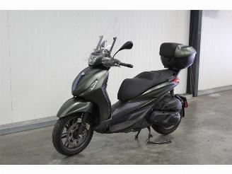 Piaggio  BEVERLY S 400 HPE picture 2