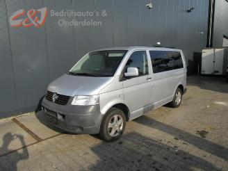 Auto da rottamare Volkswagen Transporter Transporter/Caravelle T5, Bus, 2003 / 2015 1.9 TDi 2009/9