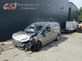 Salvage car Volkswagen Caddy Caddy IV, Van, 2015 2.0 TDI 102 2017/2