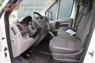 Peugeot Boxer Boxer (U9), Van, 2006 3.0 HDi 160 Euro 4 picture 13