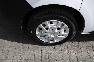 Opel Vivaro 1.6 CDTI L2H1 Edition airco cruise voorschade picture 19