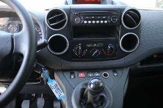 Peugeot Partner 120 1.6 HDi 75 L1 XR airco achterschade picture 11