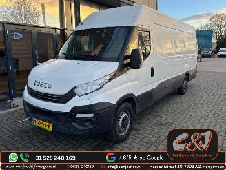 skadebil bedrijf Iveco New daily  2017/3