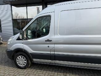 Ford Transit  picture 3