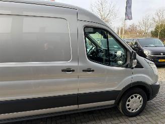Ford Transit  picture 15