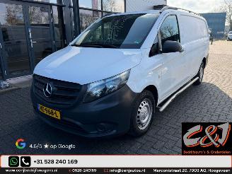 skadebil bedrijf Mercedes Vito  2016/9
