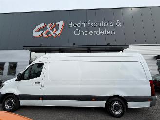 Mercedes Sprinter  picture 2