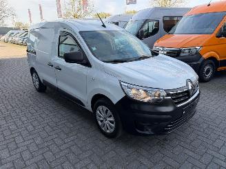 Renault Express  picture 10