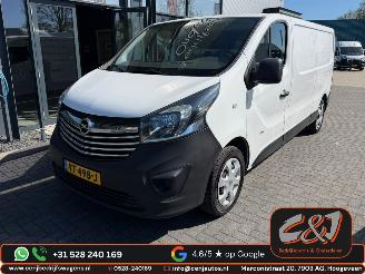 skadebil bedrijf Opel Vivaro  2016/2