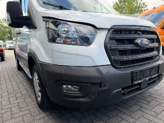 Ford Transit  picture 14