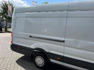 Ford Transit  picture 11