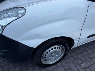 Opel Combo  picture 23