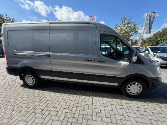Ford Transit  picture 10