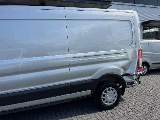 Ford Transit  picture 4