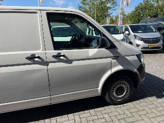 Volkswagen Transporter  picture 12
