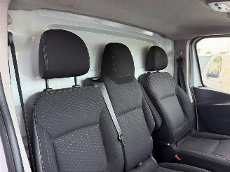 Opel Vivaro  picture 24