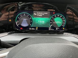 Volkswagen Golf 1.5 TSI R-LINE picture 13