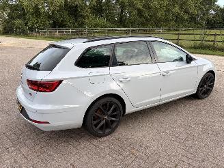 skadebil auto Seat Leon 1.5 FR SPORTSTOURER 2020/7
