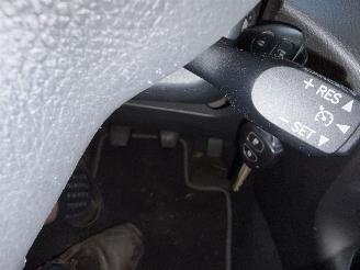 Toyota  2.0 4X4 MET LEER picture 17