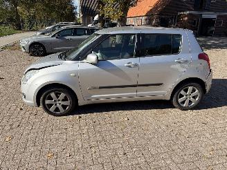Auto incidentate Suzuki Swift 1.5 automaat 2010/3