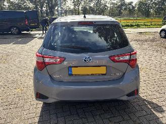 uszkodzony samochody osobowe Toyota Yaris 1.5 2019/8