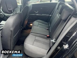 Renault Mégane Estate 1.4 TCe Parisienne Navigatie Clima PDC picture 17