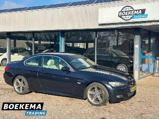 Schadeauto BMW 3-serie 325i High Executive 218PK Automaat Leer 2006/10