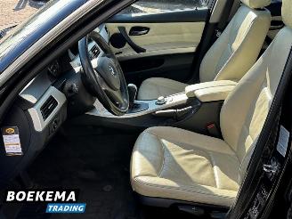 BMW 3-serie 325xi 218PK High Exe 4X4 Leer Automaat Open-Dak Keylss Navigatie picture 10