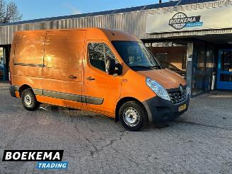 krockskadad bil bedrijf Renault Master T35 2.3 DCI 136PK Airco Webasto Schuifdeur 2015/10