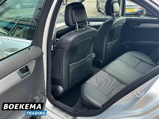 Mercedes C-klasse 200 184PK Avantgarde Automaat Navigatie Memory Stoelverw. picture 13
