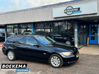 krockskadad bil auto BMW 3-serie 318i 130PK Leer Airco 2007/3