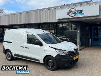 skadebil auto Renault Express 1.5 DCI 75 Comfort Airco Cruise PDC 2023/6