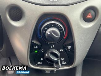 Peugeot 108 1.0 e-VTi Active Airco PDC 5-Deurs picture 27