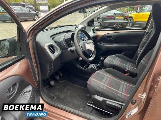 Peugeot 108 1.0 e-VTi Active Airco PDC 5-Deurs picture 17