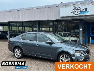 skadebil auto Skoda Octavia 1.0 TSI Business Ed Navigatie Canton Stoelverw. Climate Cruise PDC 2019/11