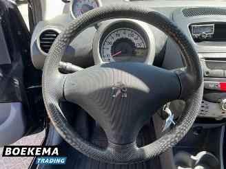 Peugeot 107 1.0-12V XS Airco 5-Drs Elek-pakket picture 20