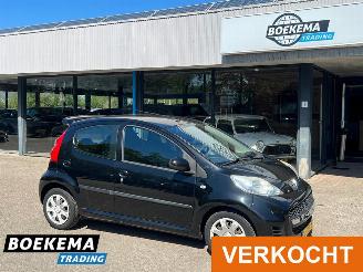 skadebil auto Peugeot 107 1.0-12V XS Airco 5-Drs Elek-pakket 2010/6