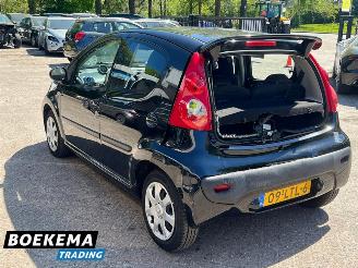 Peugeot 107 1.0-12V XS Airco 5-Drs Elek-pakket picture 3
