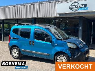 Damaged car Peugeot Bipper Tepee 1.4i Airco Open-Dak 5-Persoons 2xSchuif 2010/1