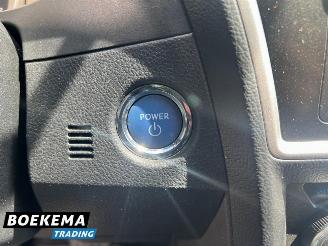 Toyota Auris 1.8 Hybrid Executive Navigatie Climate Cruise PDC picture 30