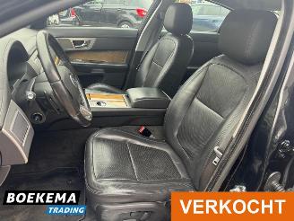Jaguar XF 3.0 V6 Premium Luxury AUT Keyless Climate Cruise picture 12