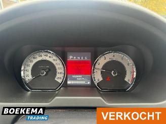 Jaguar XF 3.0 V6 Premium Luxury AUT Keyless Climate Cruise picture 17