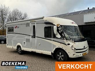 Schade camper Carthago  C-TOURER I 149 Levelsysteem Airco Hefbed Schotel Zonnepaneel Enkele Bedden 2xAirco 2015/12