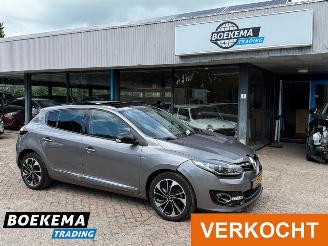 Coche accidentado Renault Mégane 1.2 TCe Bose Panorama Navigatie Clima 2015/1