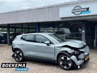 skadebil auto Volvo EX30 Single Motor Extended Range Core 69 kWh Keyless Navi Climate PDC 2024/5