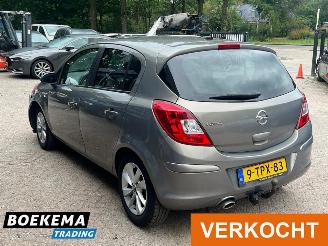 Opel Corsa 1.2 16V Automaat Navi Climate Cruise picture 3