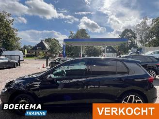Volkswagen Golf 1.5 eTSI Style HUD DSG Massage Led Navi Stoelverw. picture 5