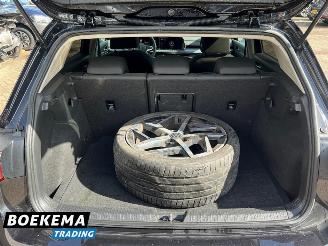 Volkswagen Golf 1.5 eTSI Style HUD DSG Massage Led Navi Stoelverw. picture 16