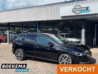 Vrakbiler auto Volkswagen Golf 1.5 eTSI Style HUD DSG Massage Led Navi Stoelverw. 2020/10