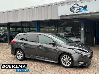 Damaged car Ford Focus Wagon 1.5 TDCI ST-Line Leer Navi Camera Clima Cruise PDC 2018/7